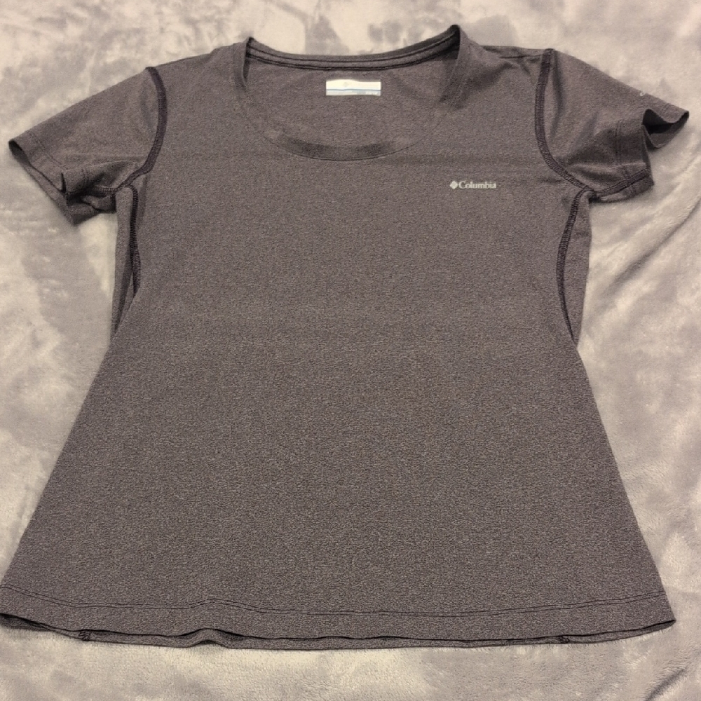 Columbia Women's Purple Short Sleeve Tee